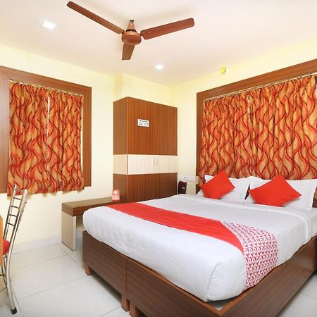 Oyo 7224 Krishna Prasad Hotell Chennai Exteriör bild