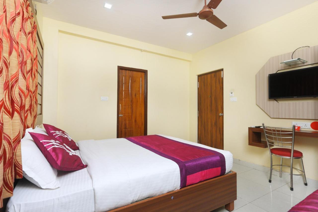 Oyo 7224 Krishna Prasad Hotell Chennai Exteriör bild