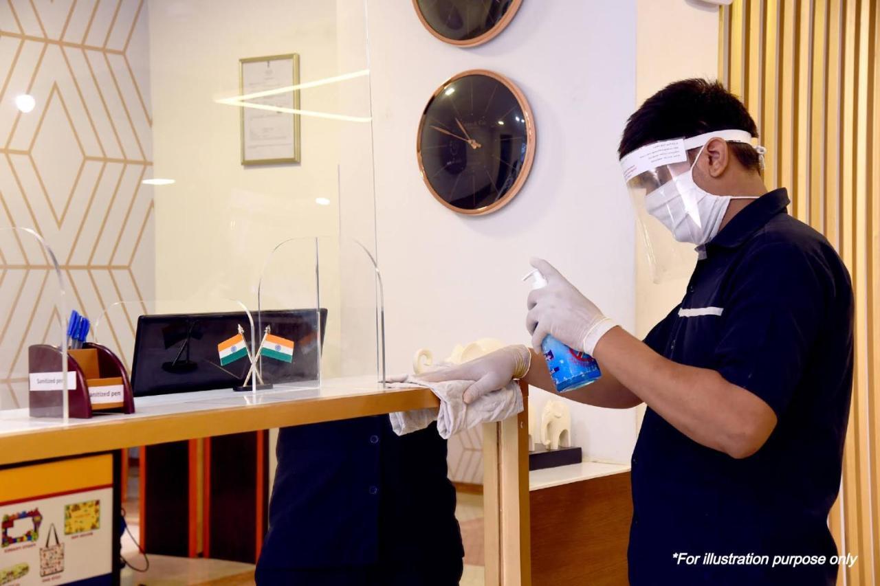 Oyo 7224 Krishna Prasad Hotell Chennai Exteriör bild